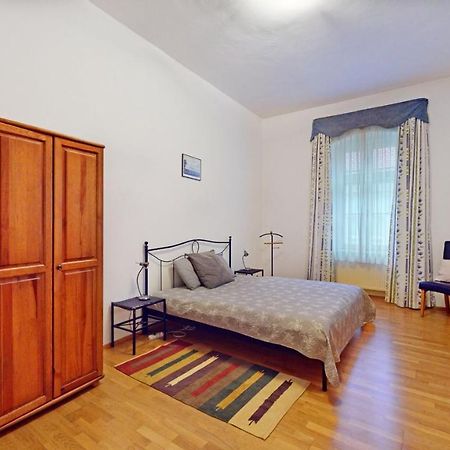 Central Apartmany Biela Street Bratislava Exterior foto