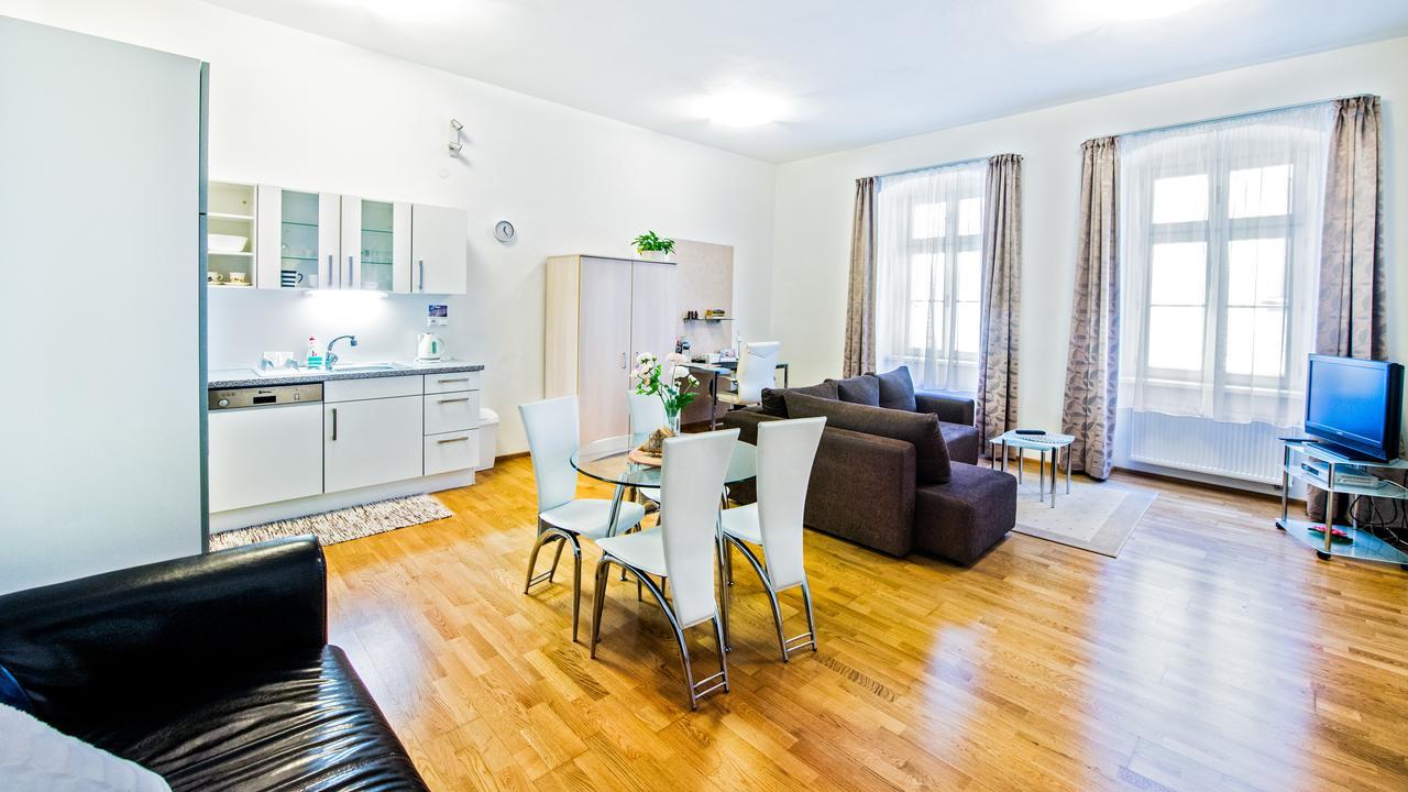Central Apartmany Biela Street Bratislava Exterior foto