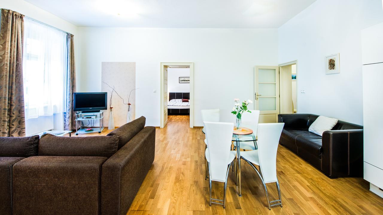 Central Apartmany Biela Street Bratislava Exterior foto